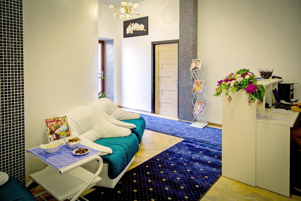 Apartments&Villa Georg Odessa Esterno foto